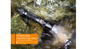 Fenix PD35 V2.0 - Lanternă Tactică - 1000 Lumeni - 250 Metri
